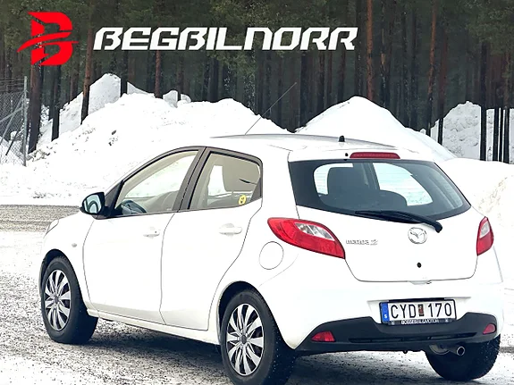 Mazda 2 5-dörrar 1.3 MZR Manuell bild 2