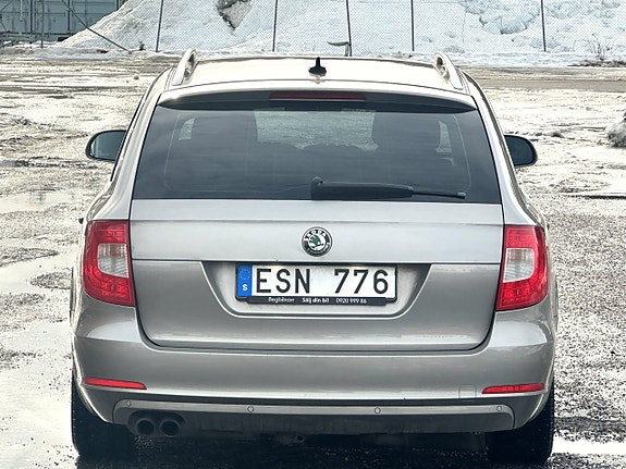 Skoda Superb Kombi 2.0 TDI 4x4 Ambition — bild 2 av 8