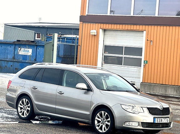 Skoda Superb Kombi 2.0 TDI 4x4 Ambition — bild 4 av 8