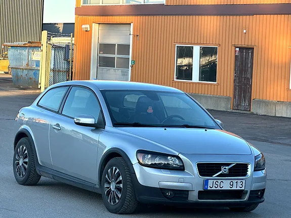 Volvo C30 1.8 Flexifuel Manuell — bild 3 av 10