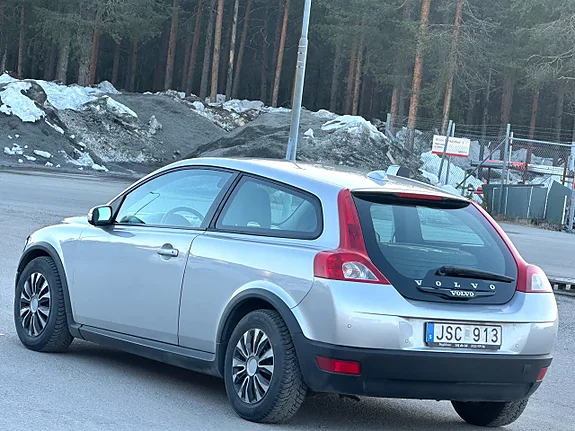 Volvo C30 1.8 Flexifuel Manuell — bild 8 av 10