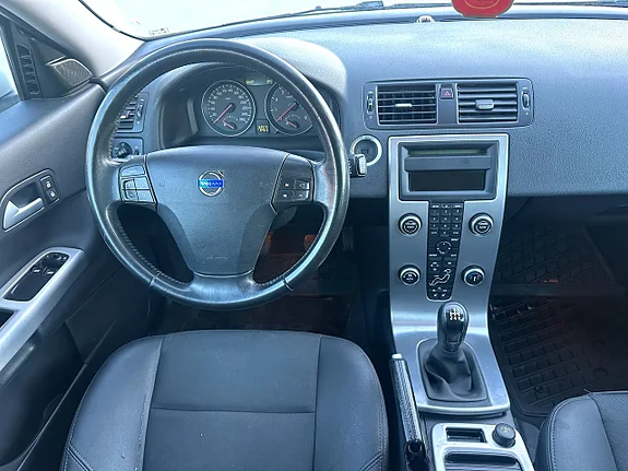 Volvo C30 1.8 Flexifuel Manuell — bild 10 av 10