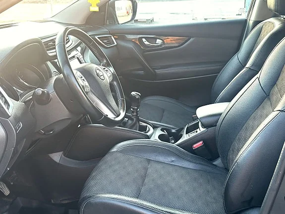 Nissan Qashqai 1.2 DIG-T Euro 6 — bild 11 av 12