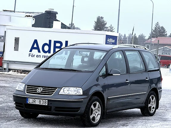 Begagnad Volkswagen Sharan 1.8T till salu Luleå