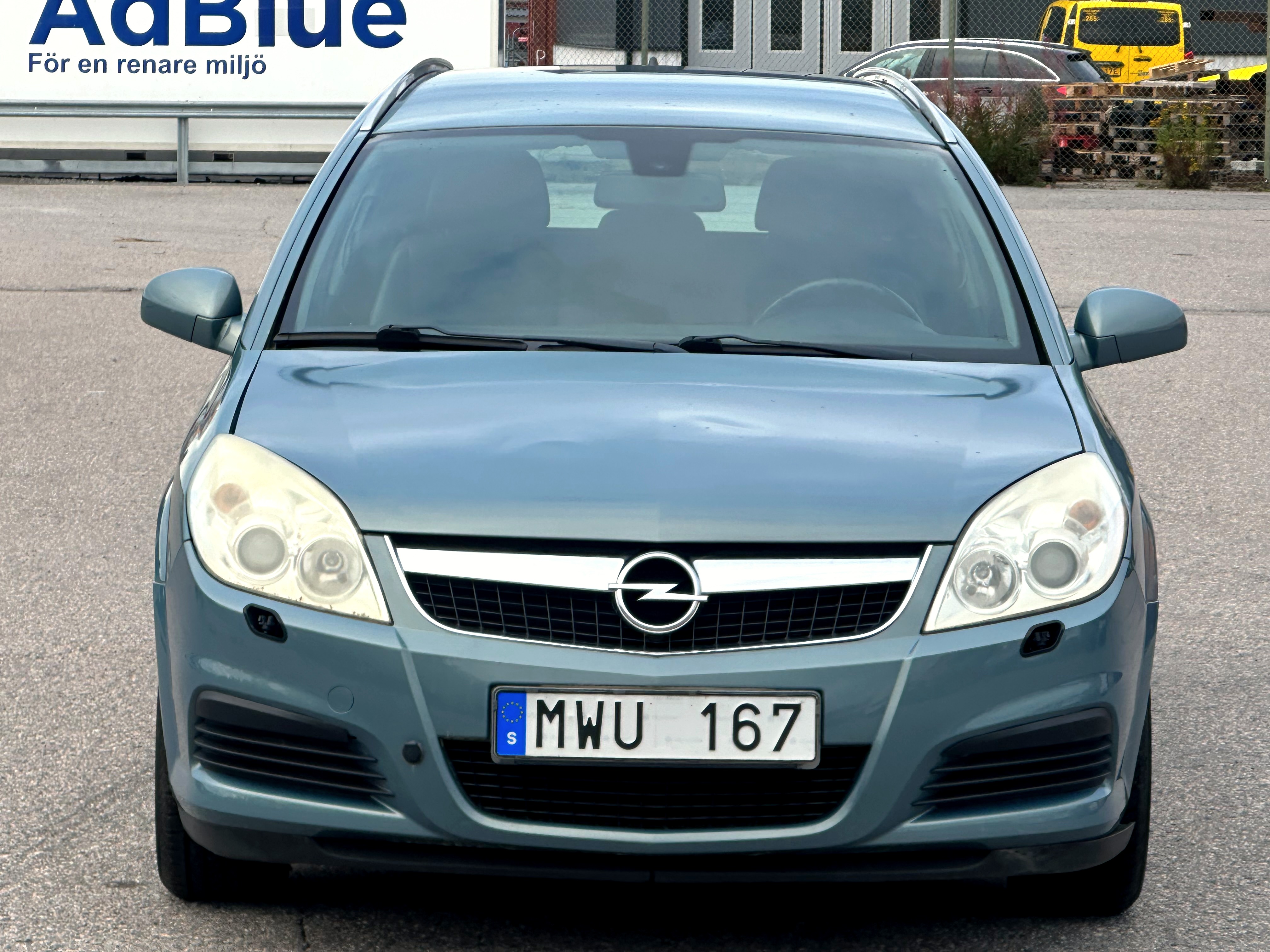 Opel Vectra Kombi Enjoy — bild 3 av 10