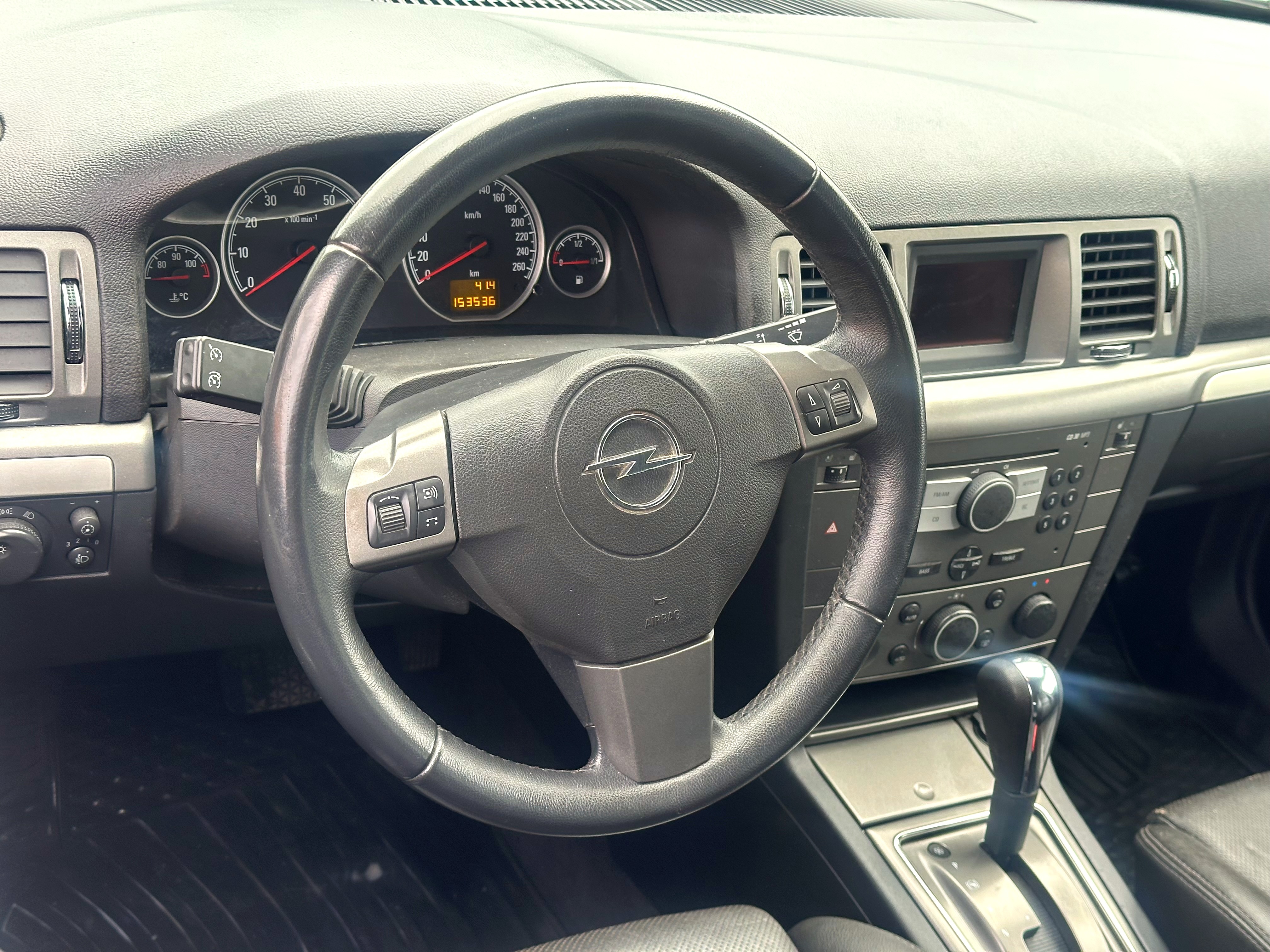 Opel Vectra Kombi Enjoy — bild 9 av 10