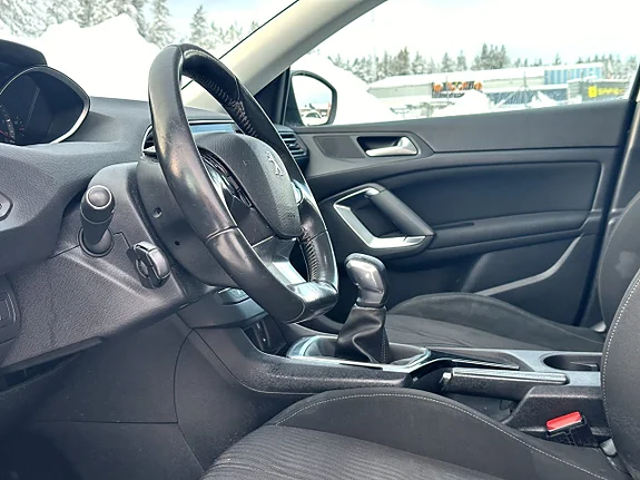 Peugeot 308 1.6 HDi 92 8v Active bild 3