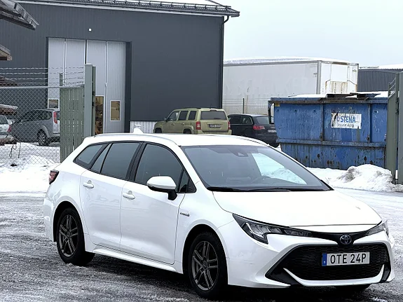 Toyota Corolla Kombi 1.8 Hybrid bild 3