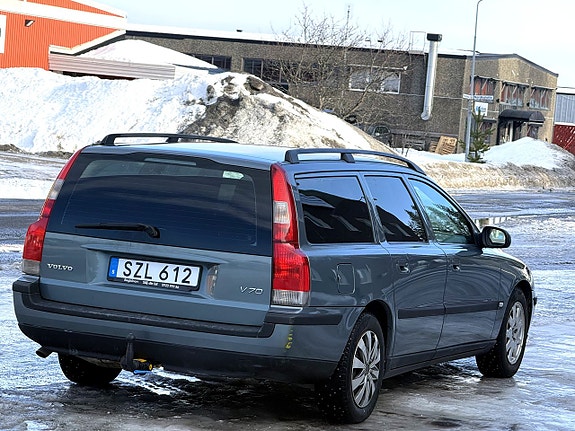 Volvo V70 2.4 (140hk) — bild 5 av 7