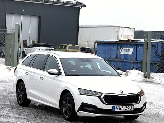 Skoda Octavia Kombi 2.0 TDI DSG bild 2