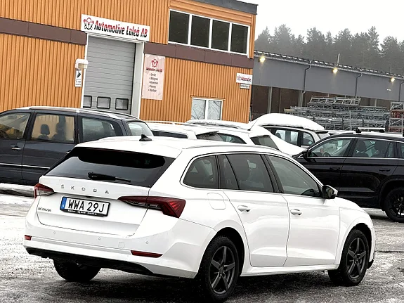Skoda Octavia Kombi 2.0 TDI DSG bild 7